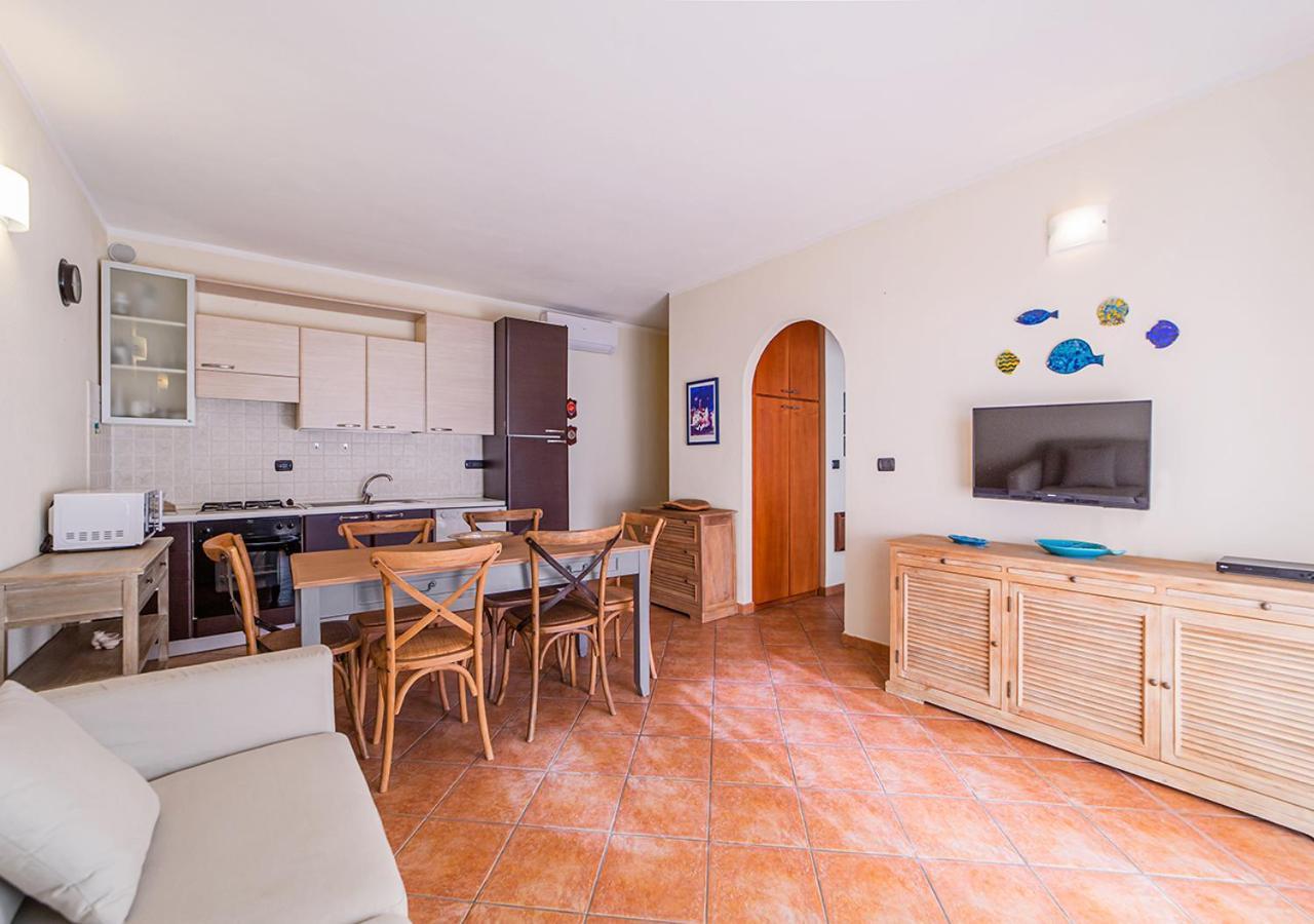 Murphy Holiday Home - Le Residenze Di Padule 02 La Maddalena  Kültér fotó